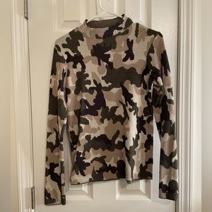 Mystree camo top from the buckle